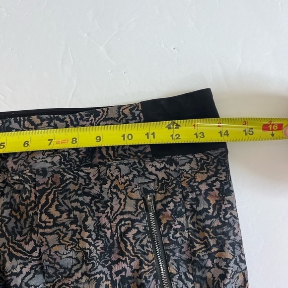 Athleta Trekkie North Size 2 Kinetic Abstract Black Pants - Picture 7 of 11